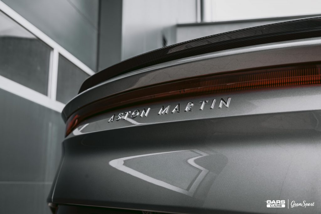 Aston Martin DBS Superleggera - powłoka ceramiczna - carscare.pl