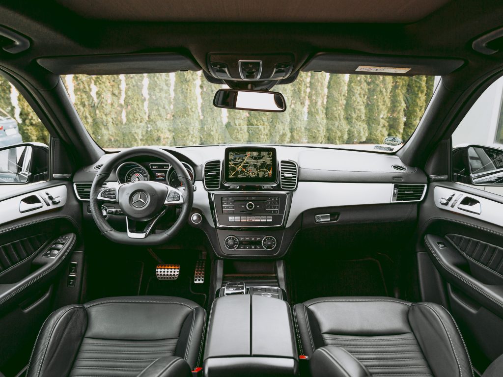 Mercedes-Benz GLE - detailing i czyszczenie wnętrza - carscare.pl