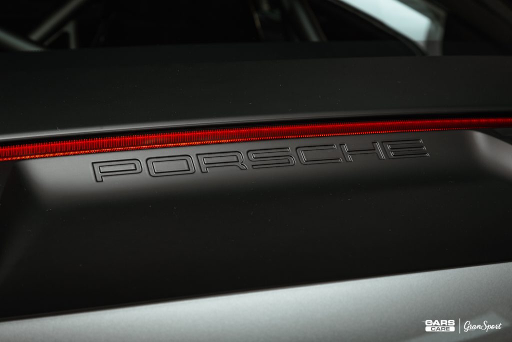 Porsche 911 GT3 RS Weissach Package - Zabezpieczenie auta bezbarwną folią ochronną - carscare.pl