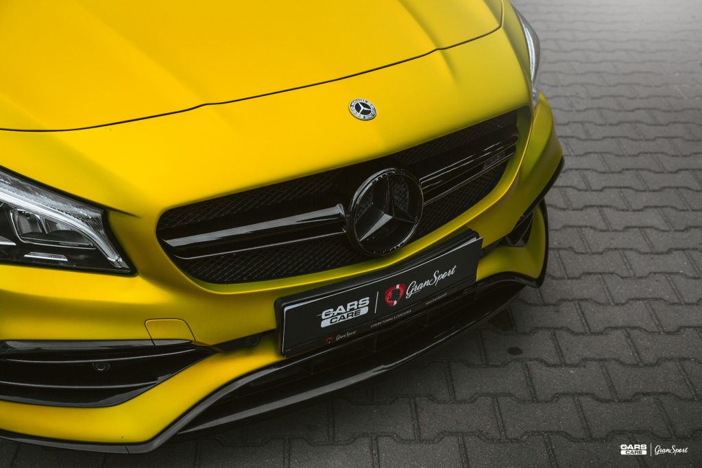 Mercedes-Benz CLA 45 AMG - Zmiana koloru auta folią - carscare.pl