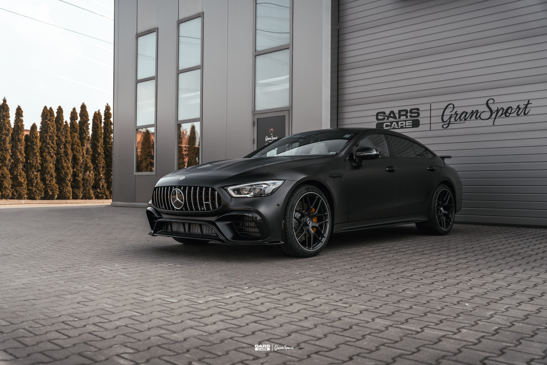 Mercedes-AMG GT63S 4door - Zabezpieczenie auta bezbarwną folią ochronną - carscare.pl