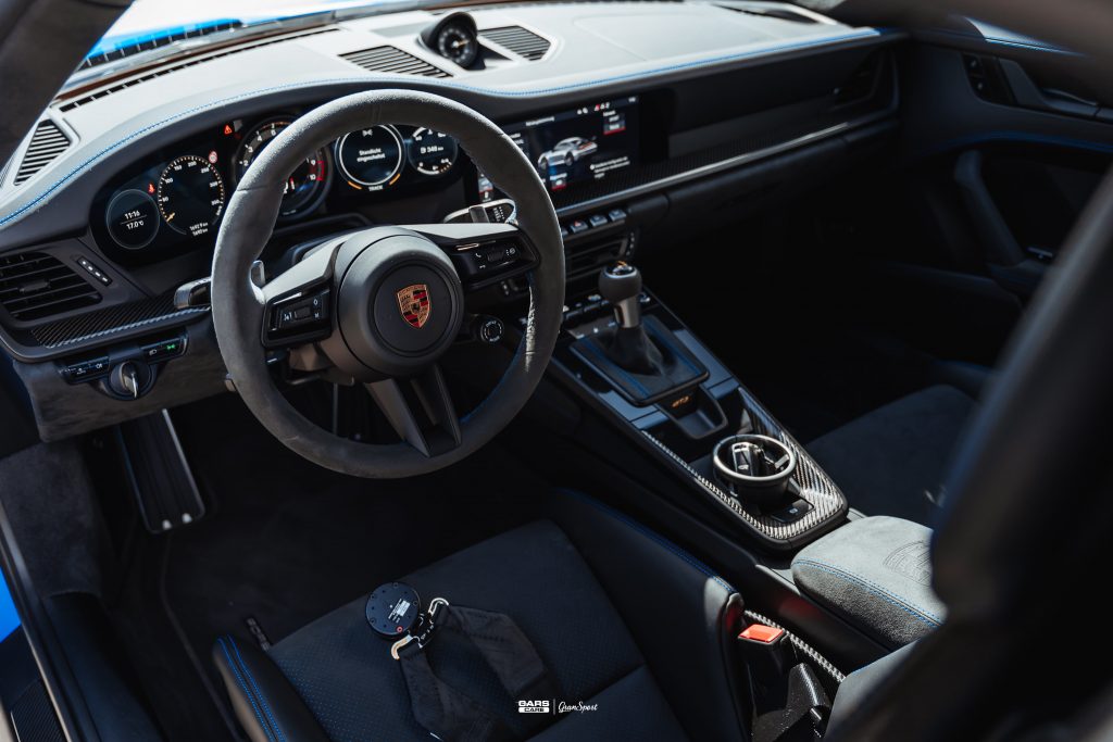 Porsche 911 992 GT3 - Zabezpieczenie auta bezbarwną folią ochronną - carscare.pl