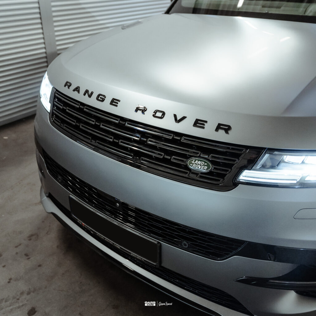 Range Rover Sport - Zabezpieczenie auta bezbarwną folią ochronną - carscare.pl