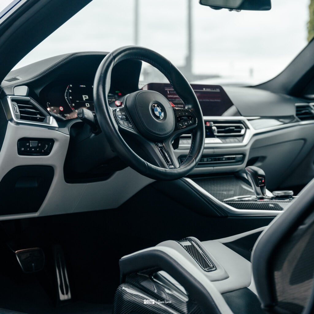 BMW M4 - Zabezpieczenie auta bezbarwną folią ochronną - carscare.pl