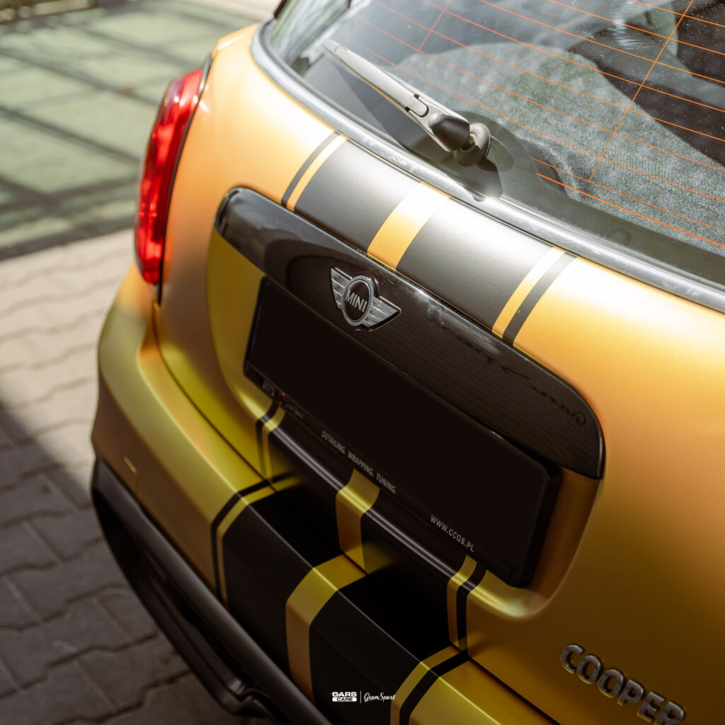 Mini Cooper S - Zmiana koloru auta folią - carscare.pl