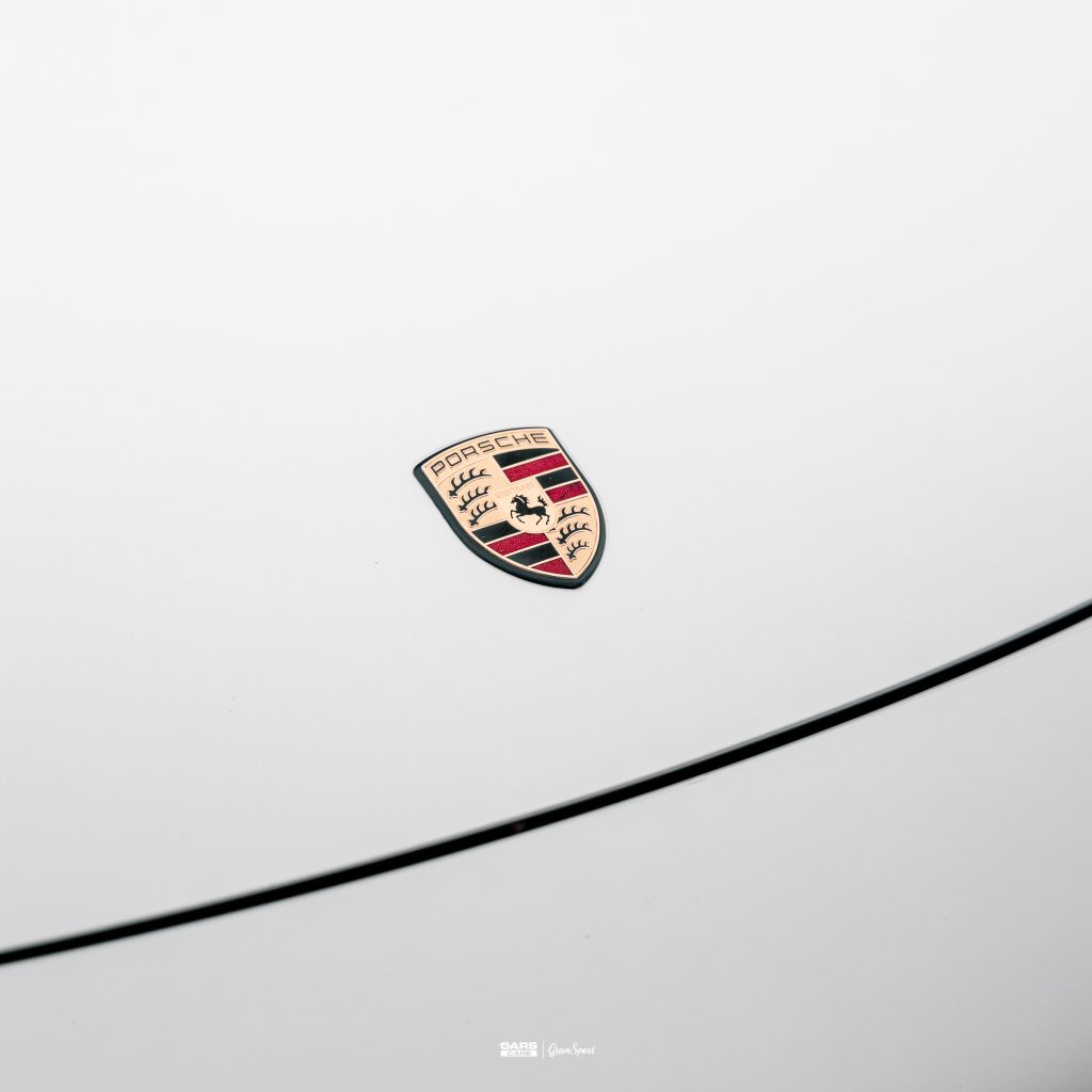Porsche 911 997 - Zabezpieczenie auta bezbarwną folią ochronną - carscare.pl