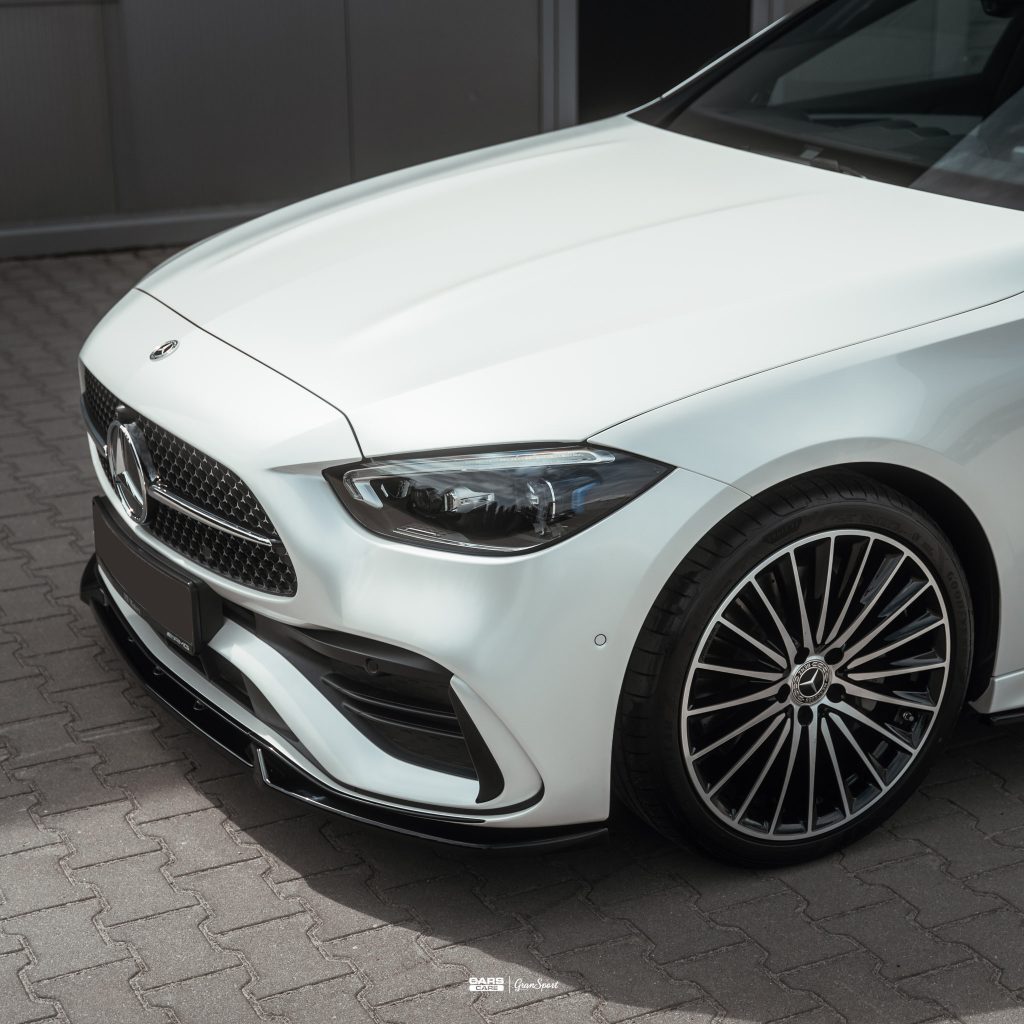 Mercedes-Benz C W206 - Zmiana koloru auta folią - carscare.pl