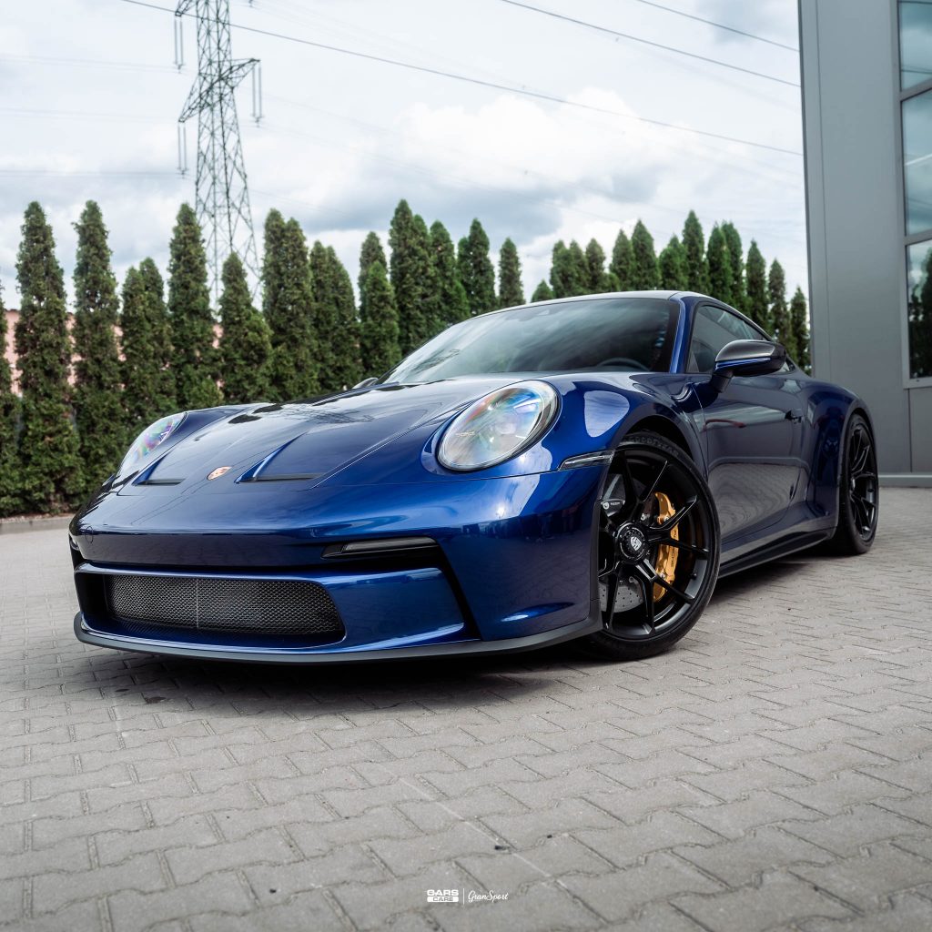 Porsche 911 GT3 Touring - Zabezpieczenie auta bezbarwną folią ochronną - carscare.pl