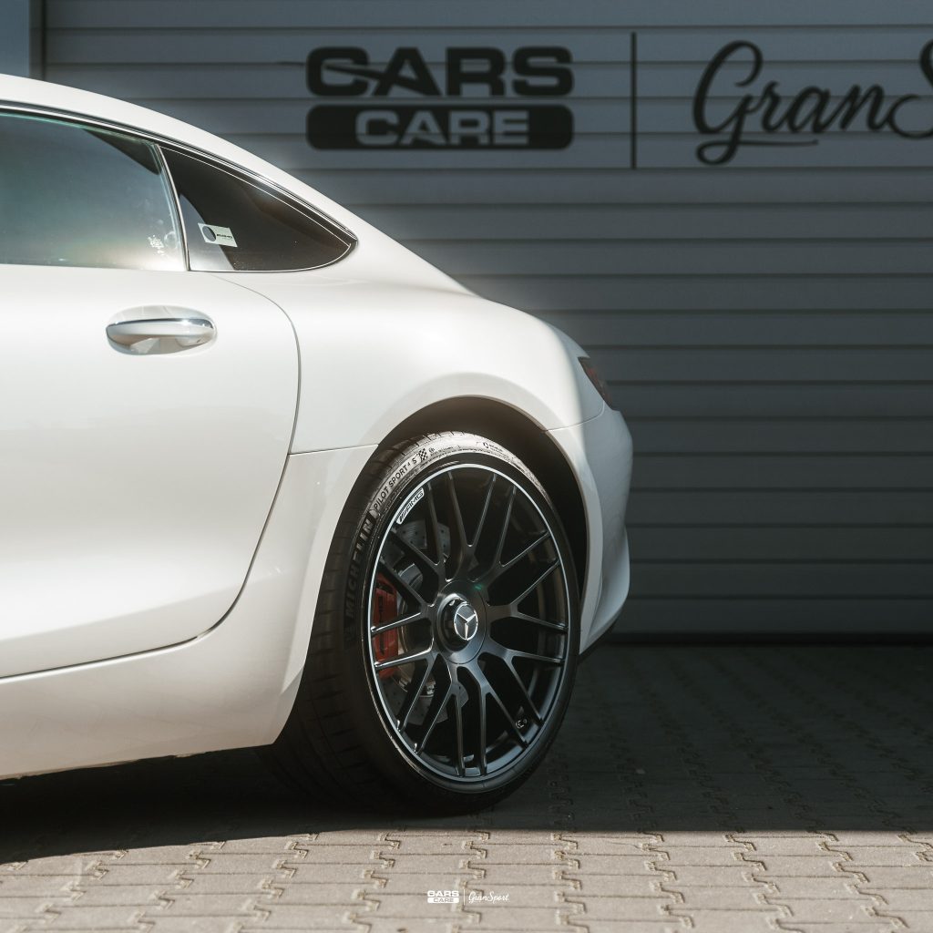 Mercedes AMG GT S - Zabezpieczenie auta bezbarwną folią ochronną - carscare.pl